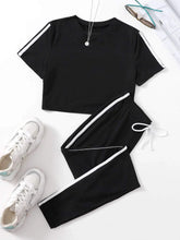 Lounge-Set mit gestreiftem Seitenteil